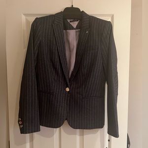 NWT navy and gray pinstriped single button blazer